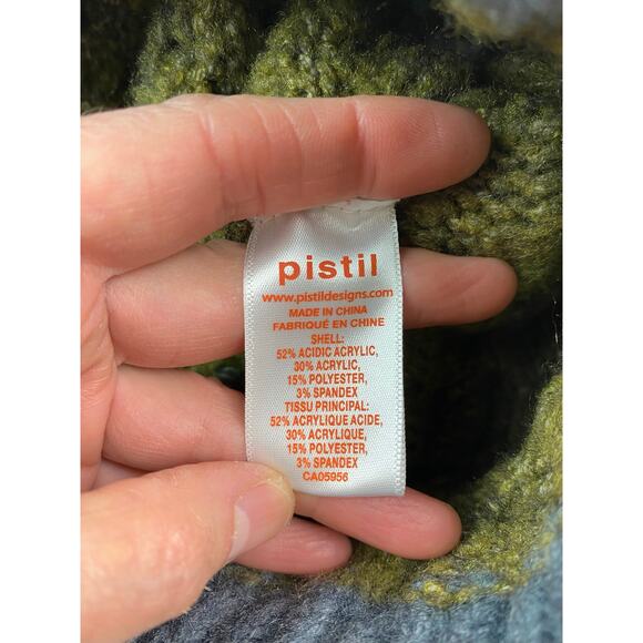 Pistil Women's Blue Green Acrylic Blend Cable Knit Pom Beanie Hat - Picture 2 of 5